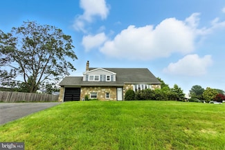 559 Maple Ave, Southampton, PA 18966