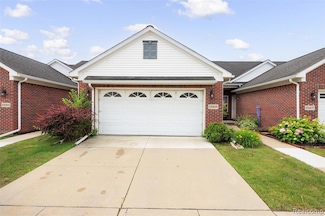 23395 Pinewood Dr Unit 121, Taylor, MI 48180