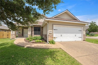 2115 Ella Ln, Bryan, TX 77802