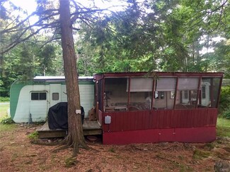 23769 Slate Park Dr, Alexandria Bay, NY 13607
