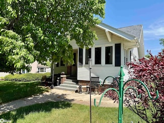 110 N Maple St, Carroll, IA 51401