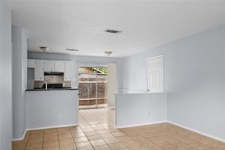 320 Lake Creek Cir Unit 322, Round Rock, TX 78664