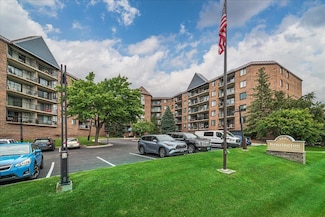 2601 Kenzie Terrace Unit 519, Saint Anthony, MN 55418