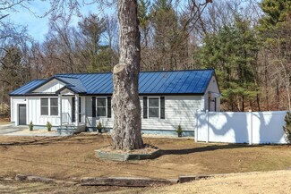 7 Frenette Dr, Hudson, NH 03051