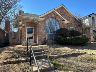 923 Newport Dr, Mesquite, TX 75149