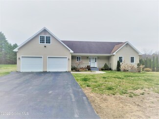 98 Reservoir Rd, Fort Edward, NY 12828