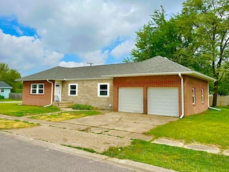 396 Evanston Rd, La Porte, IN 46350