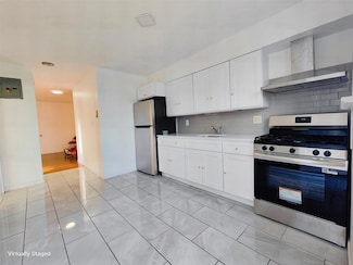 1811 123rd St Unit 4F, College Point, NY 11356
