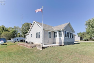 1914 S Bayview Dr, Lakeside Marblehead, OH 43440