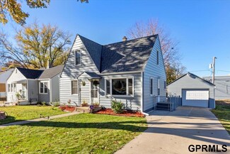 1916 S 48th Ave, Omaha, NE 68106