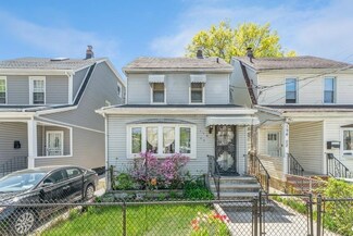 194-6 112th Ave, St. Albans, NY 11412