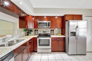 1000 SW 125th Ave Unit 206N, Pembroke Pines, FL 33027