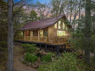 16 Sunrise Mountain Retreat Rd, Beattyville, KY 41311
