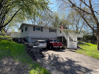 188 Tower Heights Rd, Prescott, WI 54021
