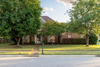 9815 Quebec Ln, Lakeland, TN 38002