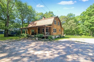 270 Ross Hill Rd, Charlestown, RI 02813
