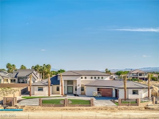 6383 Horse Dr, Las Vegas, NV 89131