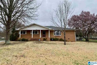 1103 Alexandria Rd, Weaver, AL 36277