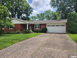 2420 Sterling Ave, Quincy, IL 62301