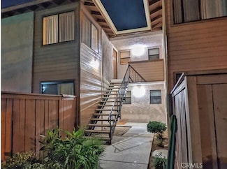 1305 Massachusetts Ave Unit 201, Riverside, CA 92507