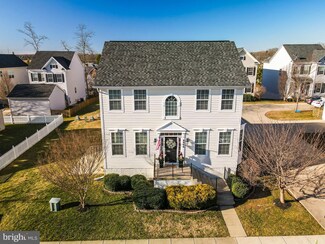 8846 Screech Owl Ct, Gainesville, VA 20155