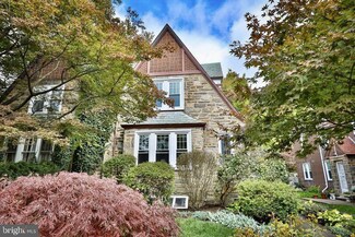 7153 Crittenden St, Philadelphia, PA 19119