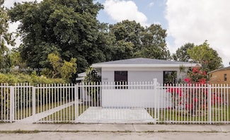 1320 NW 44th St, Miami, FL 33142