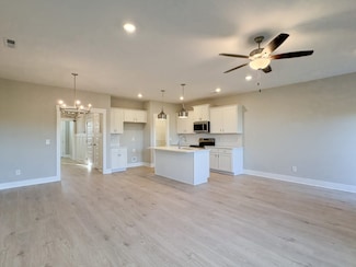 1335 Halter Park Dr, Gallatin, TN 37066