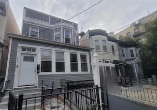 636 E 230th St, Bronx, NY 10466