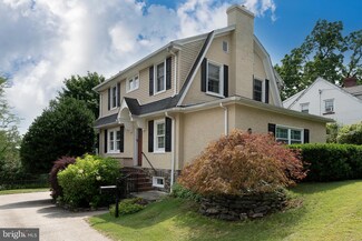 472 Saint Davids Ave, Wayne, PA 19087