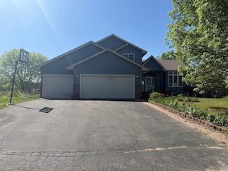 8606 Maryland Ave N, Brooklyn Park, MN 55445