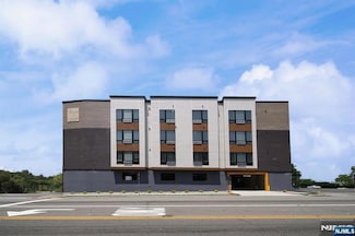 401 E Central Blvd Unit 2A, Palisades Park, NJ 07650