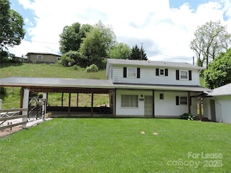 470 Old Us 19 23 Hwy, Candler, NC 28715