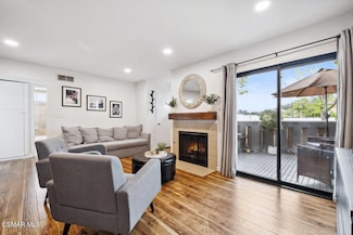 29101 Thousand Oaks Blvd Unit A, Agoura Hills, CA 91301