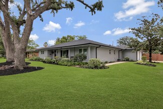 11015 Atwell Dr, Houston, TX 77096