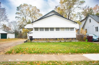 6838 Braun, Center Line, MI 48015