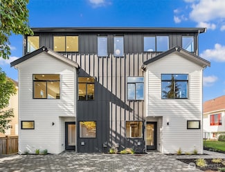 7042 25th Ave NW, Seattle, WA 98117
