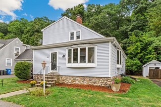120 Oak St, Wakefield, MA 01880