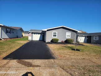 127 Central Blvd, Brick, NJ 08724