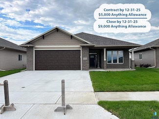 8113 W 24th St, Sioux Falls, SD 57106