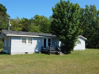 8324 Miller Rd, Alanson, MI 49706
