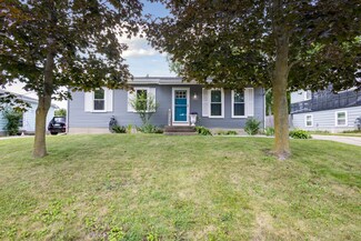 1351 Beckwith Ave NE, Grand Rapids, MI 49505
