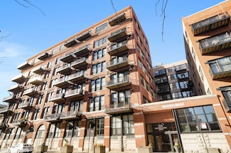 226 N Clinton St Unit 514A, Chicago, IL 60661
