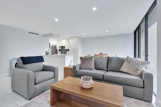 2804 Bridgewood Dr, Boca Raton, FL 33434