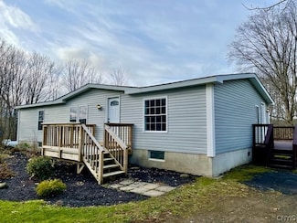 189 Paradise Rd, Central Square, NY 13036