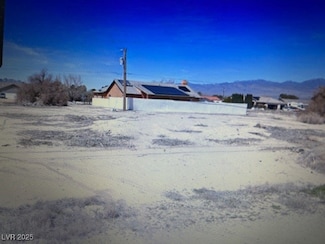 861 E Enchanted Mesa St, Pahrump, NV 89048