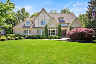 1806 Arlington Row, Westlake, OH 44145