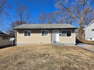 117 Glen Garry Rd, Saint Louis, MO 63137