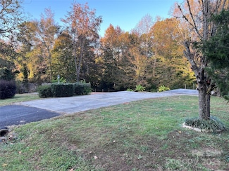 216 Fox Chase Dr, Rock Hill, SC 29730