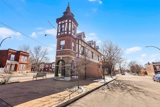 4527 Virginia Ave, Saint Louis, MO 63111